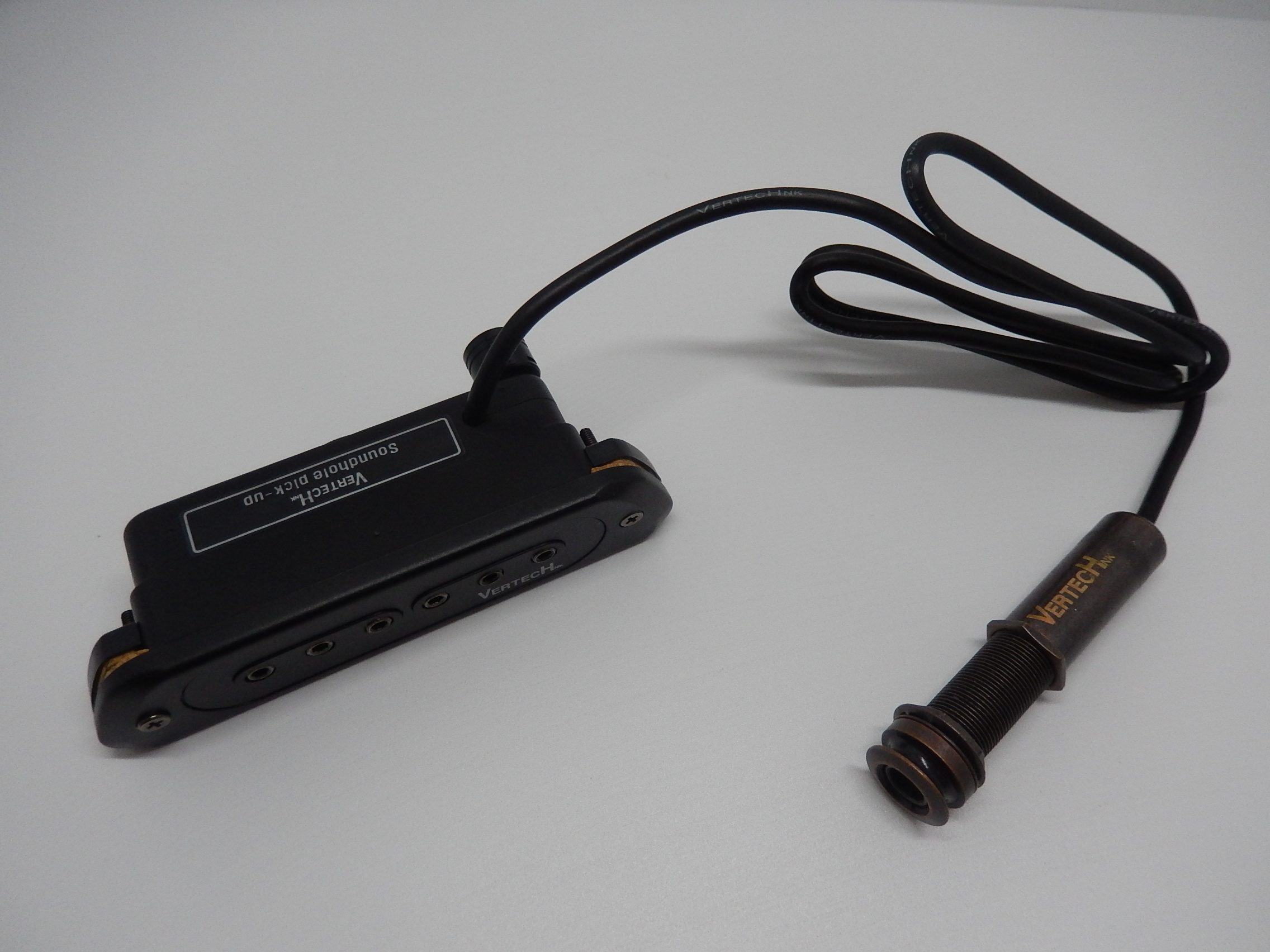 吉他拾音器vertech民谣木吉音孔主动式打板演出开孔拾音器