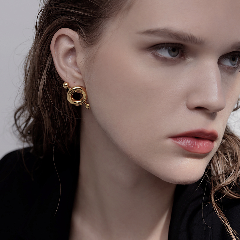 mistova设计师首饰品牌2020新款简约冷淡轻奢朋克耳钉