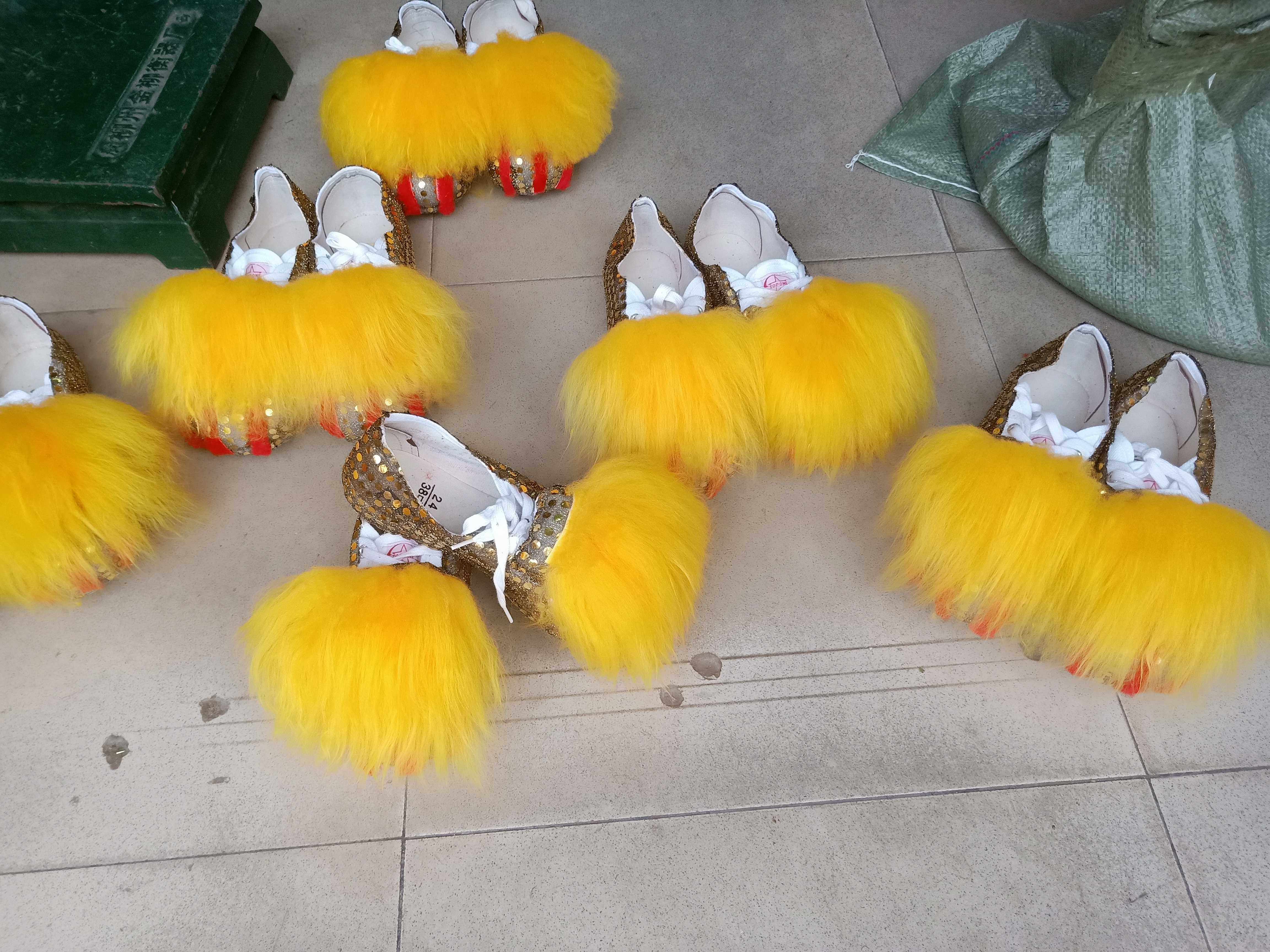 醒狮舞狮鞋回力高桩跳桩专用鞋子定做田径运动鞋