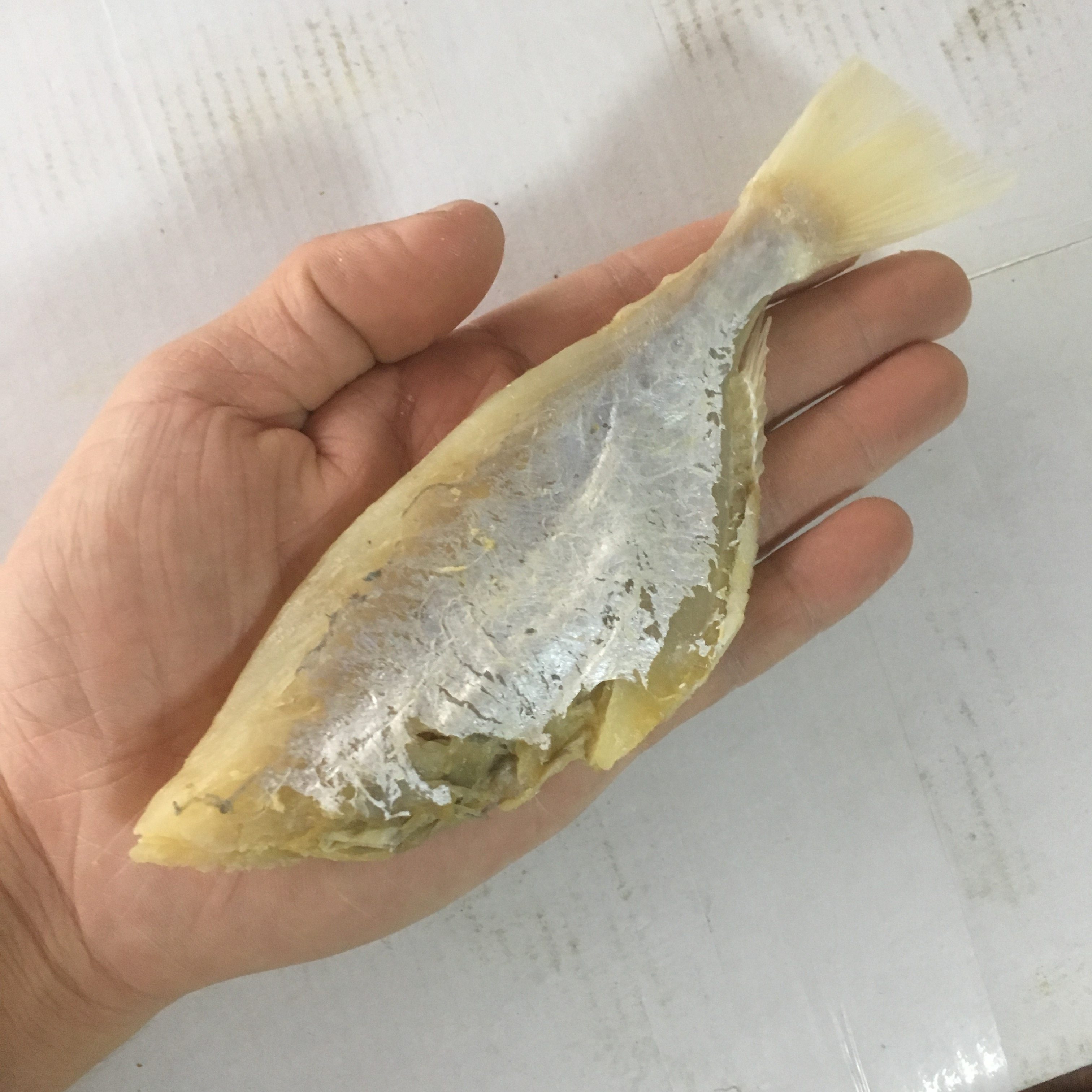 渔家自晒剥皮咸鱼扒皮鱼干海鱼大眼特产干货鱼干