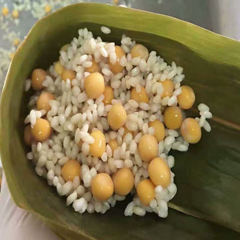 豌豆蚕豆粽子农家传统手工手工制制作早餐食品粽子