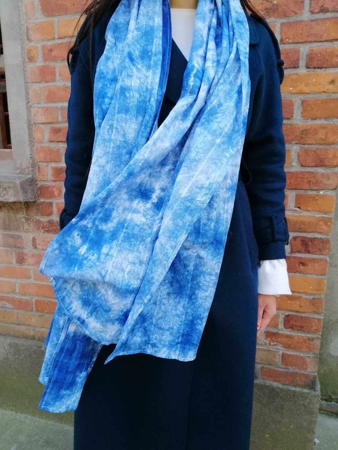 南通特产蓝麒麟蓝印印花布提花纯棉蓝染扎染云纹围巾