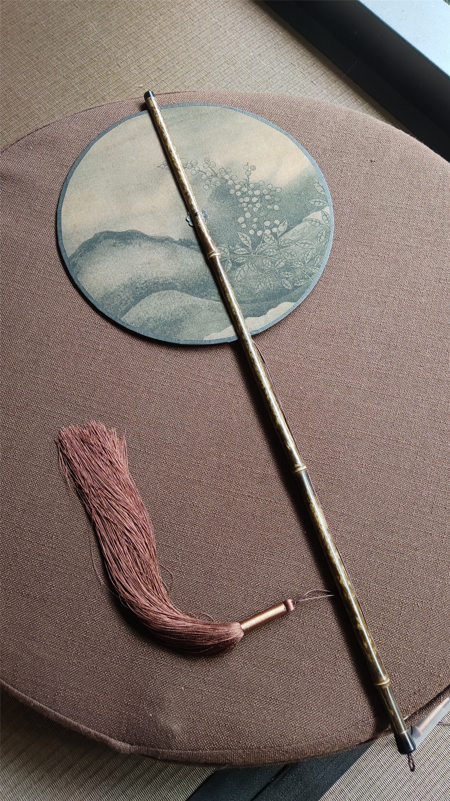 定制中国国风复古古汉服长流苏卷曲真丝香云工艺扇