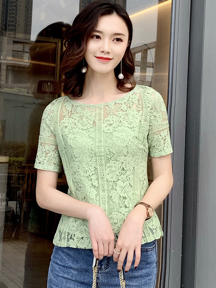 短袖蕾丝上衣2020新款韩版圆领小清新短款修身钩花镂空蕾丝衫女夏