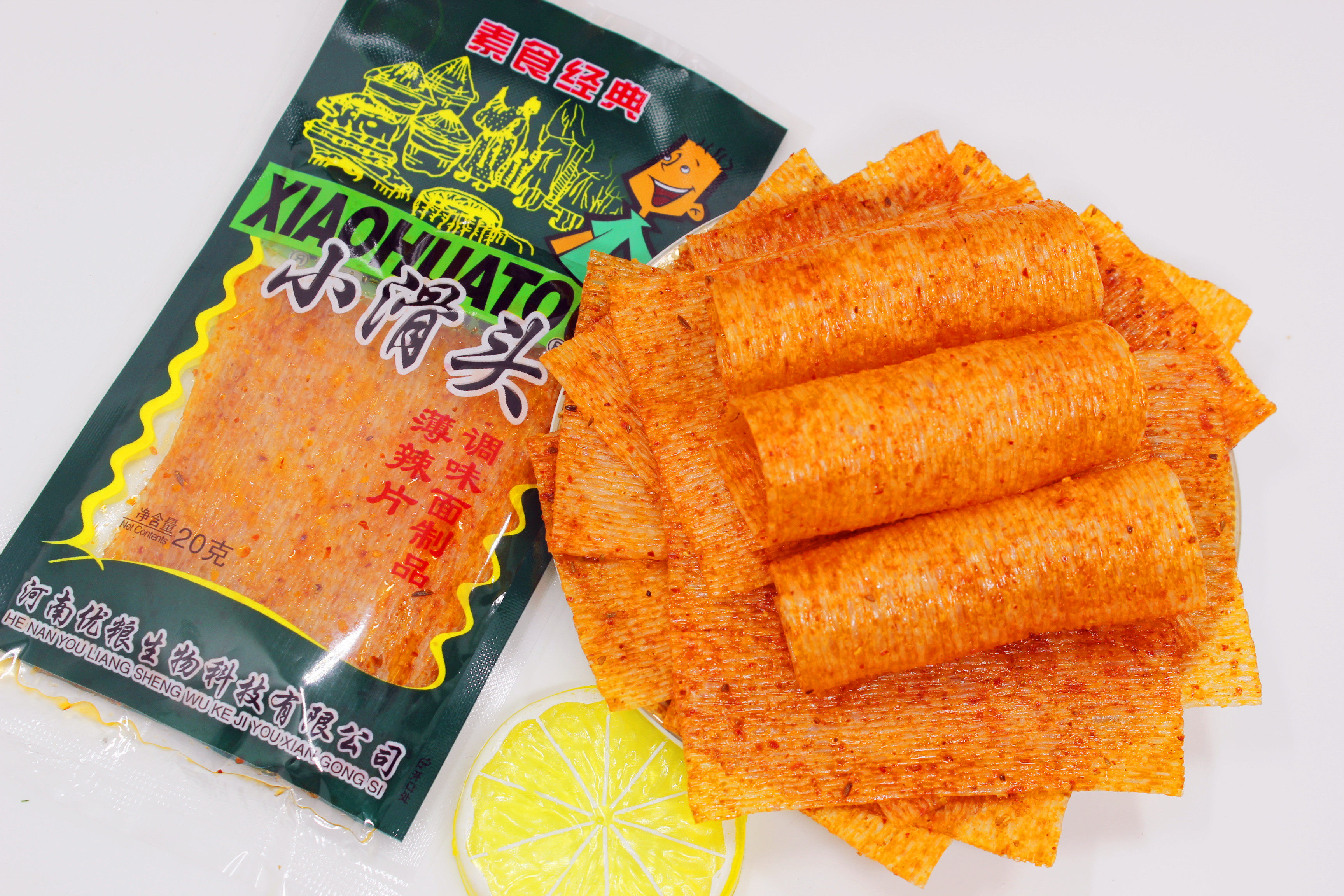 小滑头辣条麻辣豆皮大辣片8090后儿时怀旧零食小吃校门口休闲食品