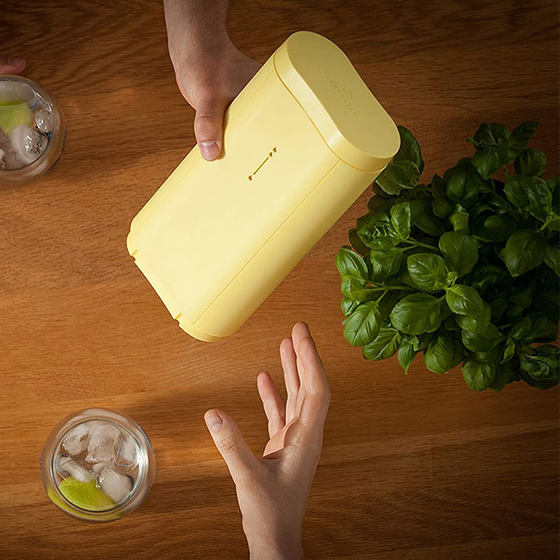 Icebreaker Original Portable Manual Ice Maker Ice Lattice Ice Cube Mould Ice Box Imported From Denmark Icebreaker Original Portable Manual Ice Maker Ice Lattice Ice Cube Mould Ice Box Imported From Denmark