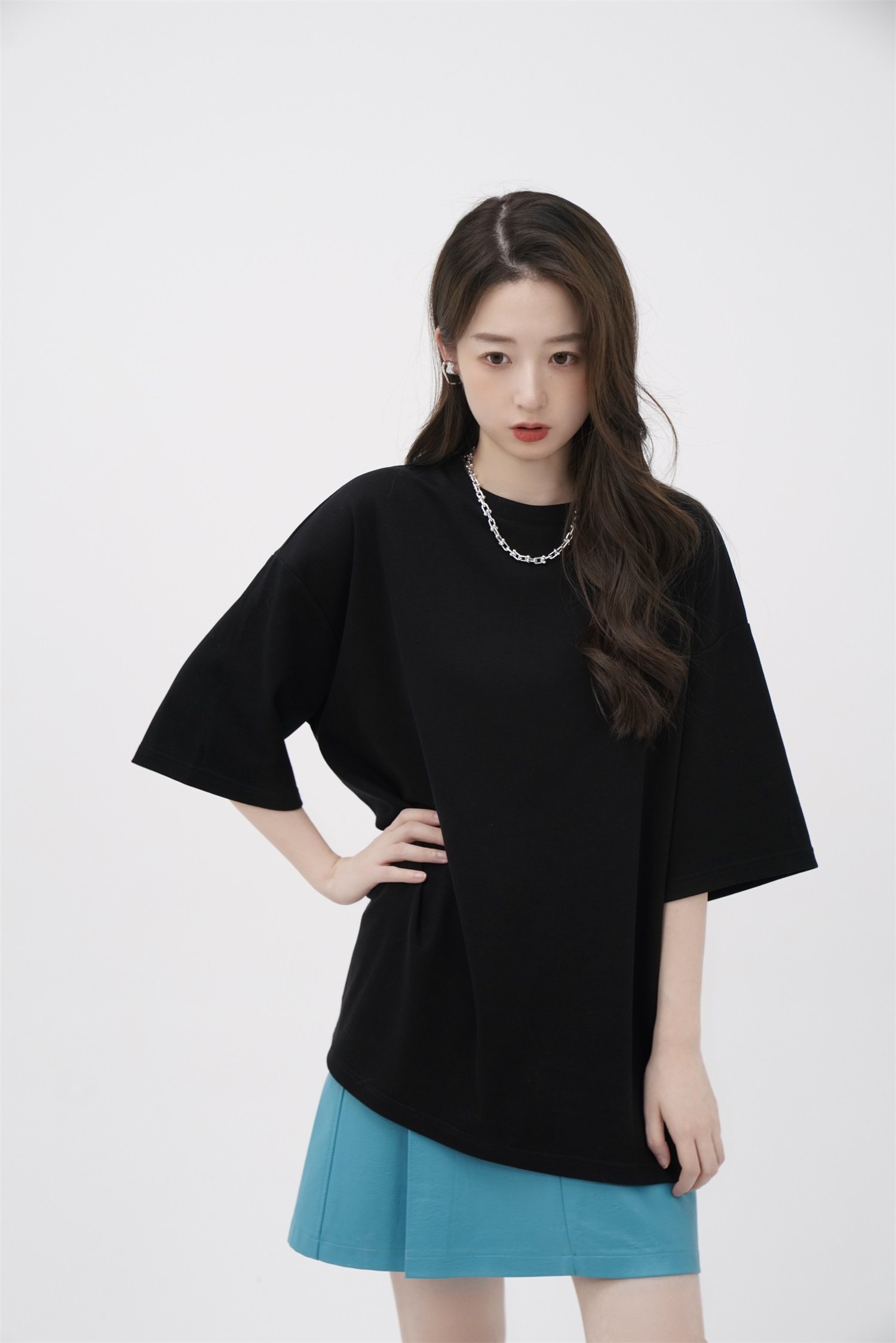 三金七七ubex722ss基础圆领背后印花短袖纯色t恤