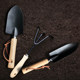 Small Japanese-style black two-piece shovel gardening tools rake and shovel dig planting flowers home gardening shovel shipping Small Japanese-style black two-piece shovel gardening tools rake and shovel dig planting flowers home gardening shovel shipping
