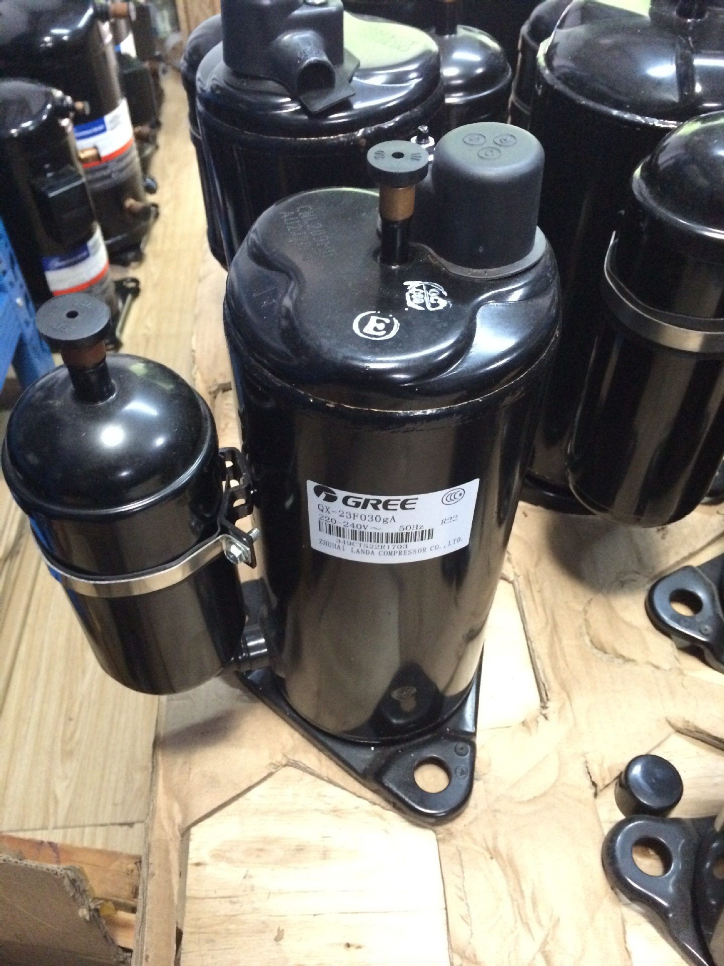 凌达格力空调专用压缩机tosot1匹-3匹全系列qx制冷设备