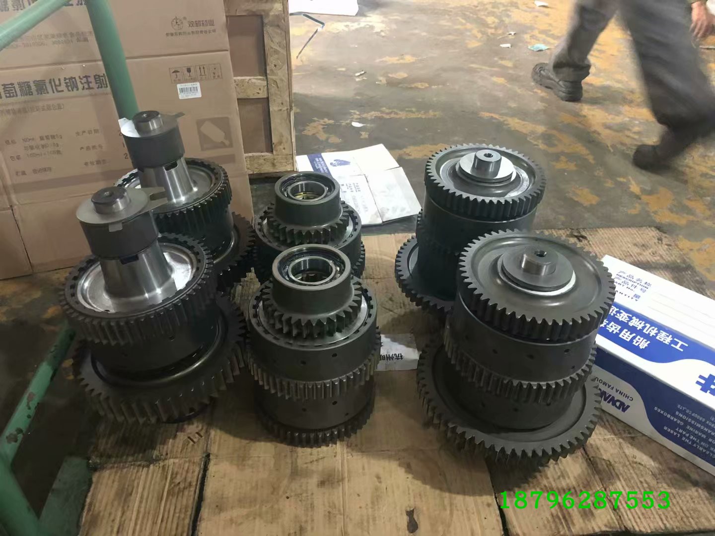 徐工平地机6wg180杭齿变速箱k4k3离合器齿轮