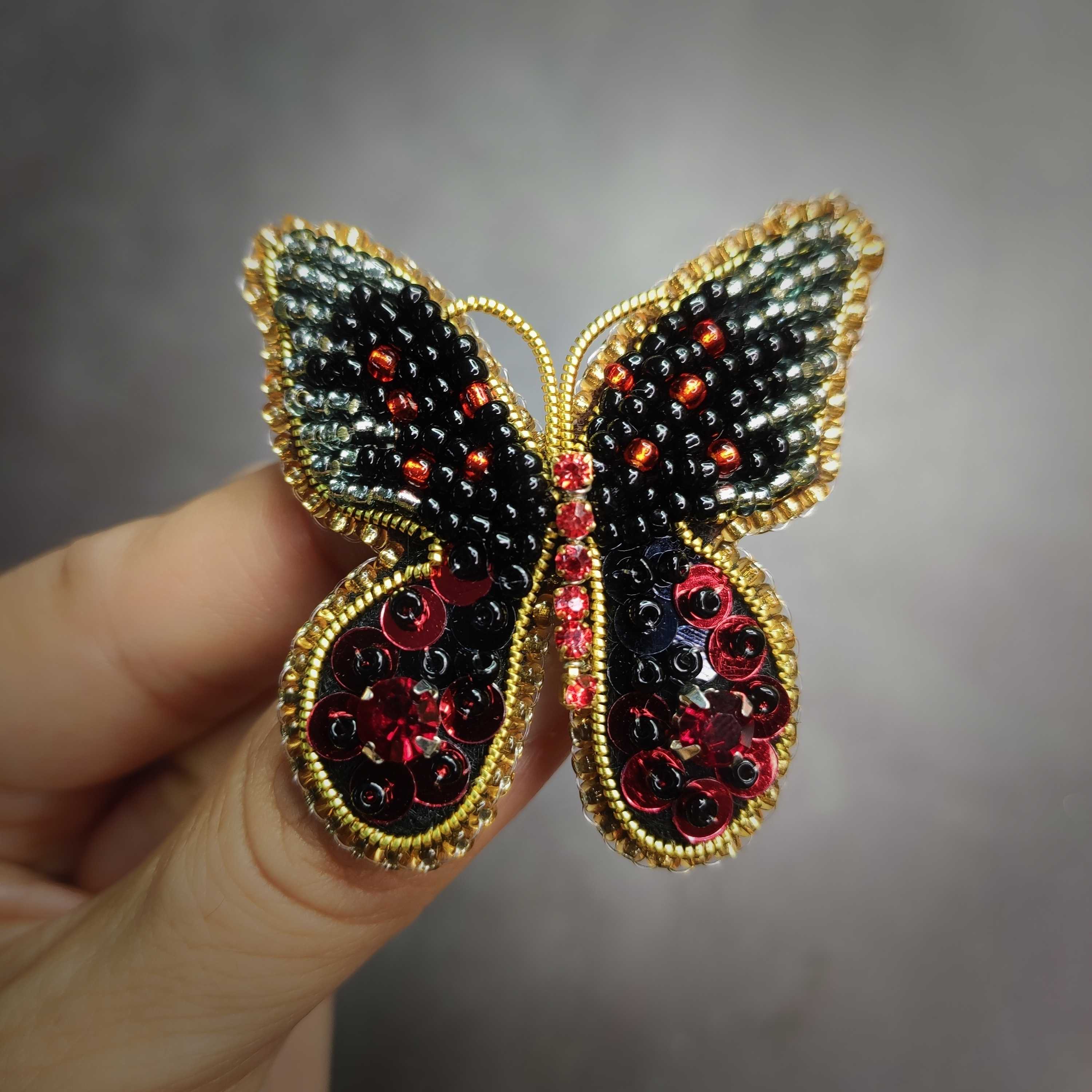 红尘蝴蝶珠绣胸针手工diy材料成品胸针