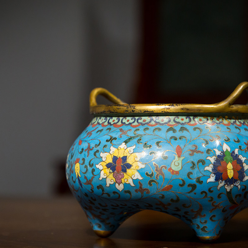 清代铜胎掐丝珐琅桥耳三足文玩古董收藏真品摆件