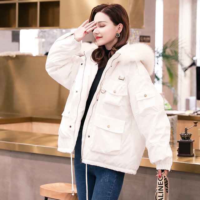Off-season clearance big fur collar down jacket 2020 new women's short waist fashion white duck down tooling to overcome Off-season clearance big fur collar down jacket 2020 new women's short waist fashion white duck down tooling to overcome