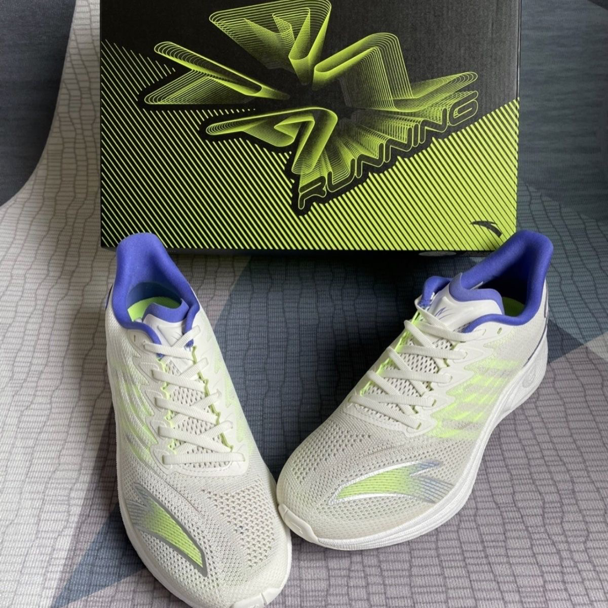 安踏马赫2科技缓震跑鞋跑步2023新款竞速减震超轻专业透气运动鞋