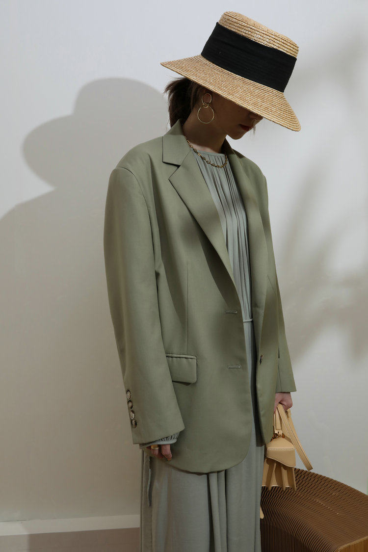 topuna早秋赵小棠同款豆绿绿色灰绿色宽松阔肩翻领西装