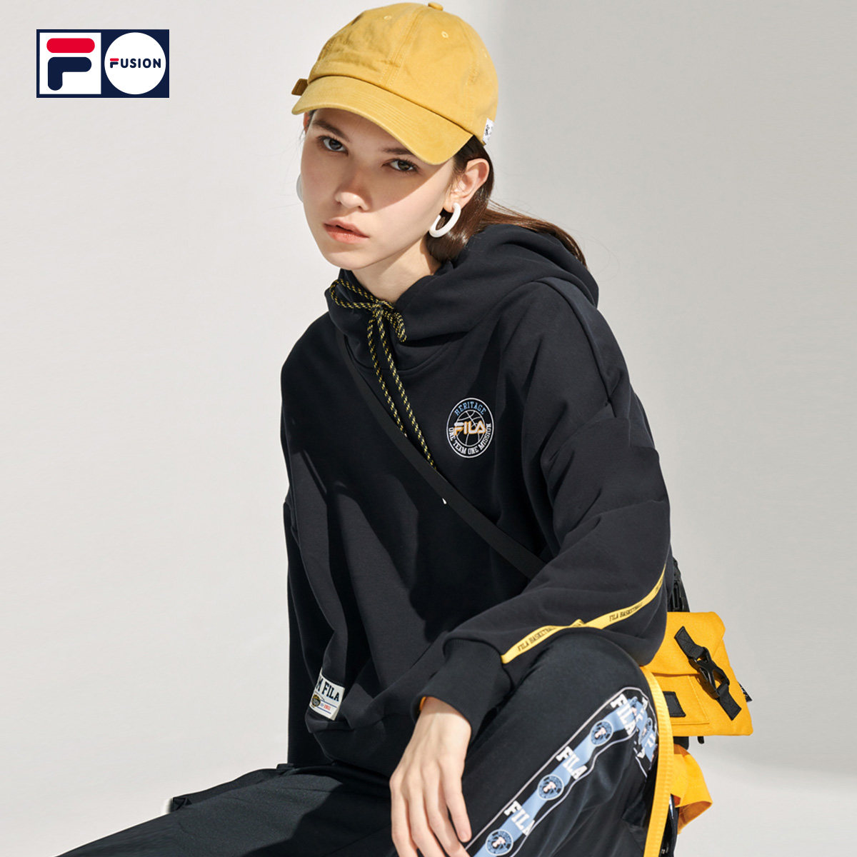 filafusion斐乐潮牌连帽卫衣女子2021春夏新款卫衣