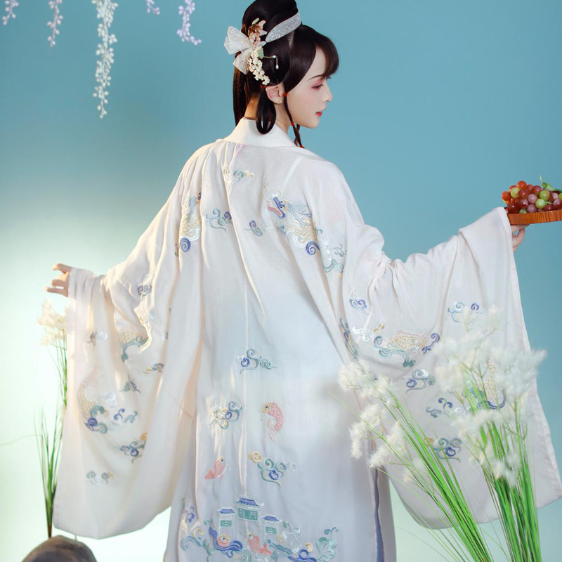 龙门衣品原创汉服女对襟柔软天丝马面裙重工绣花汉服