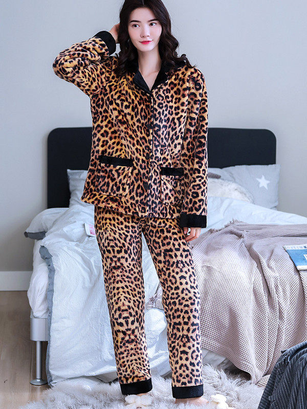 时尚豹纹睡衣加厚法兰绒珊瑚瑚绒欧美套装长袖睡衣