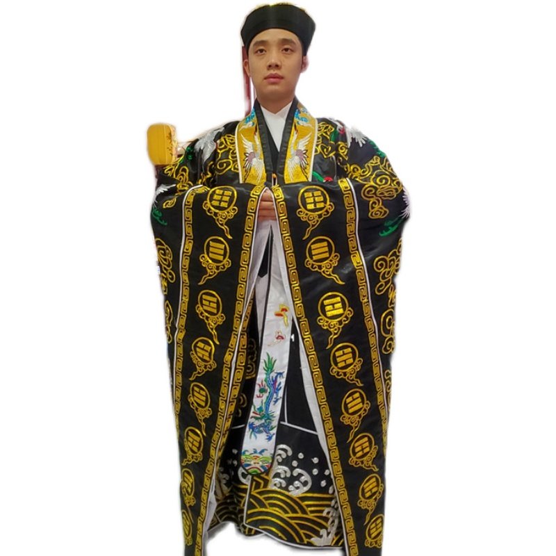 仙鹤法衣黑色道士服装金丝刺绣绣法高功绛衣汉服