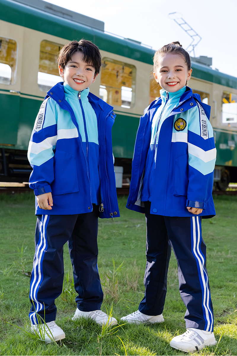 小学生校服冲锋衣冬款三件套装儿童秋冬季加绒班幼儿园园校服
