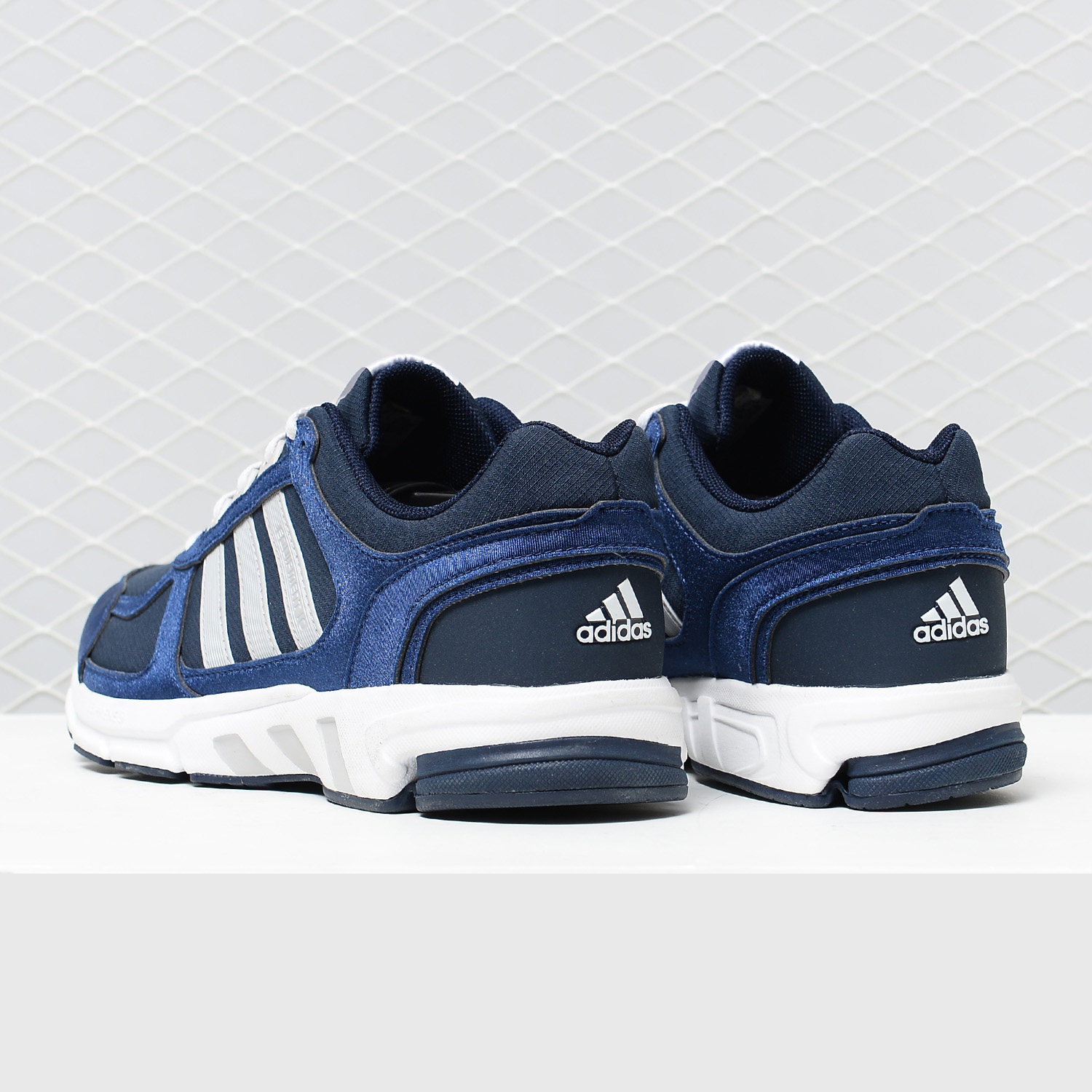 adidas阿迪达斯正品equipment男子休闲运动跑步bw1288跑步鞋