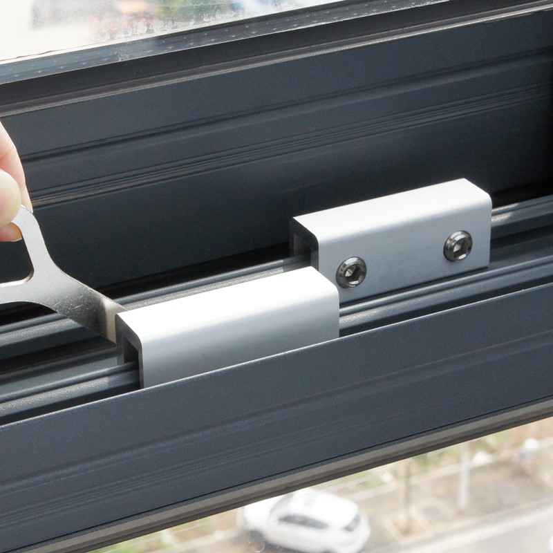 铝合金窗户锁扣限位器推拉窗纱窗卡扣塑钢移窗门窗开窗儿童安全锁