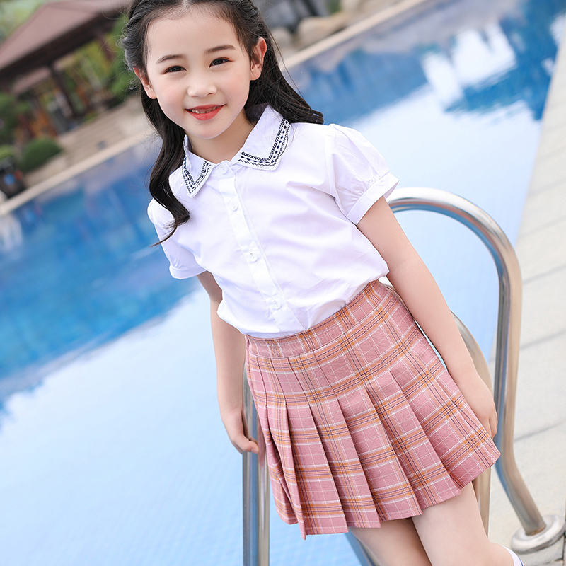 小学生校服 短裙 写真图片