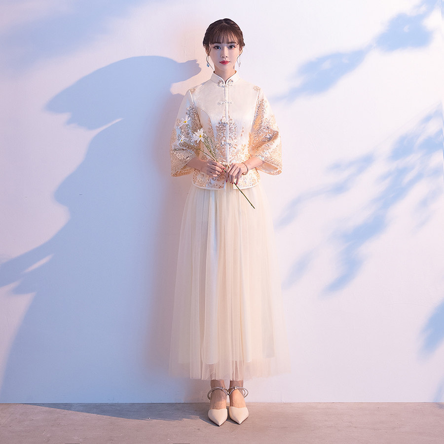 出租中式伴娘服2020秋冬新款金色大码胖mm显瘦复古中国风姐妹团裙