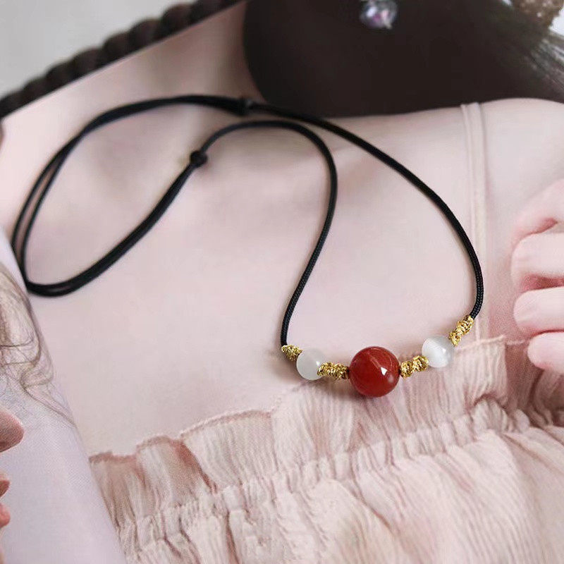 周家同款玛瑙项链绳金丝线编织相思豆转运情侣项坠
