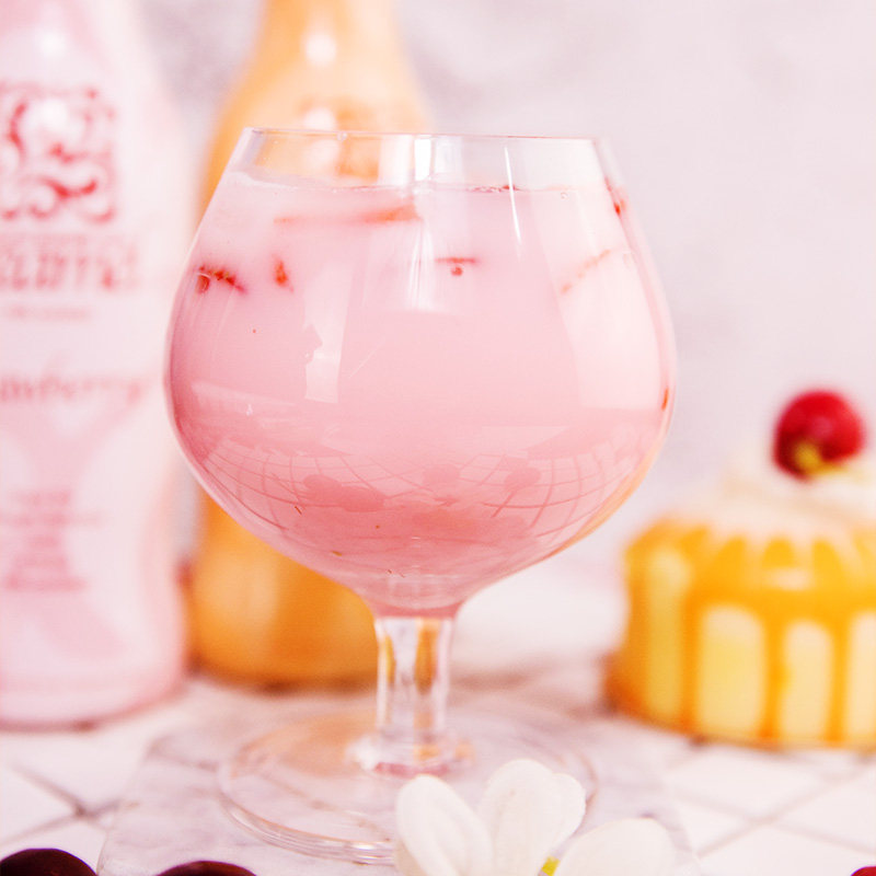 乌克兰进口凯利梅尔草莓/桃子味奶油利口酒