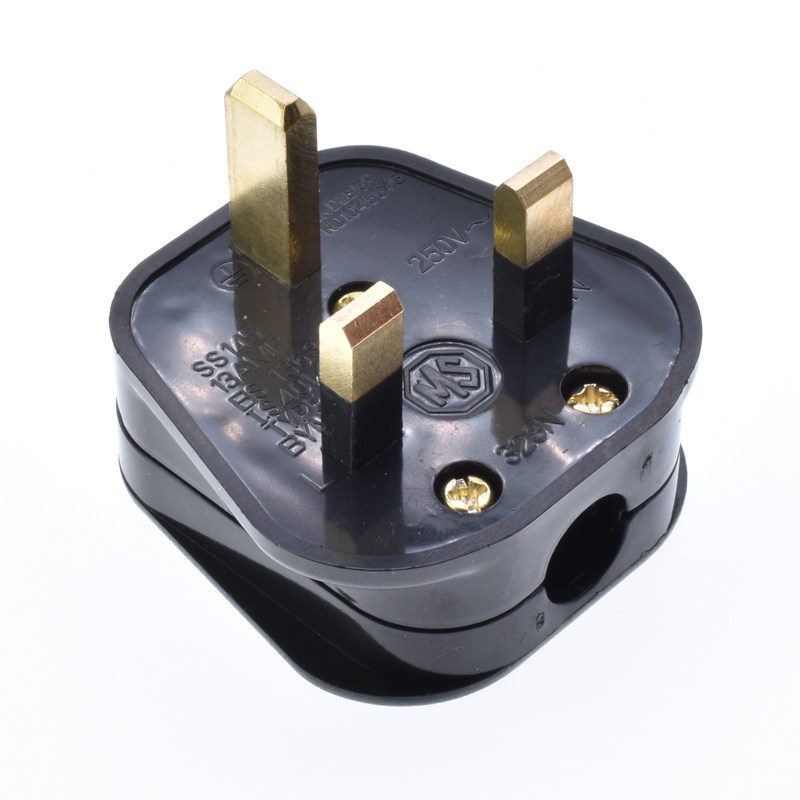香港英规接线插座13a250v接线插头英标带保险方脚插头黑白323n