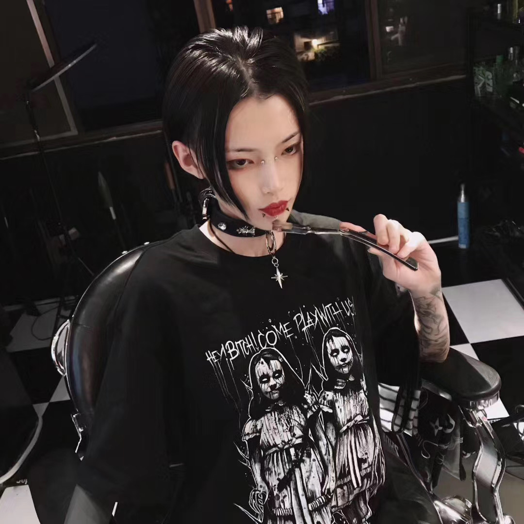 雙頭燕EKHLAS 纹身师ARCS联名暗黑闪灵双胞胎姐妹变异摇滚男女T恤