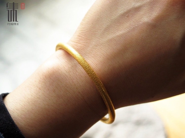 18k金手镯手镯百搭开口金镯手饰
