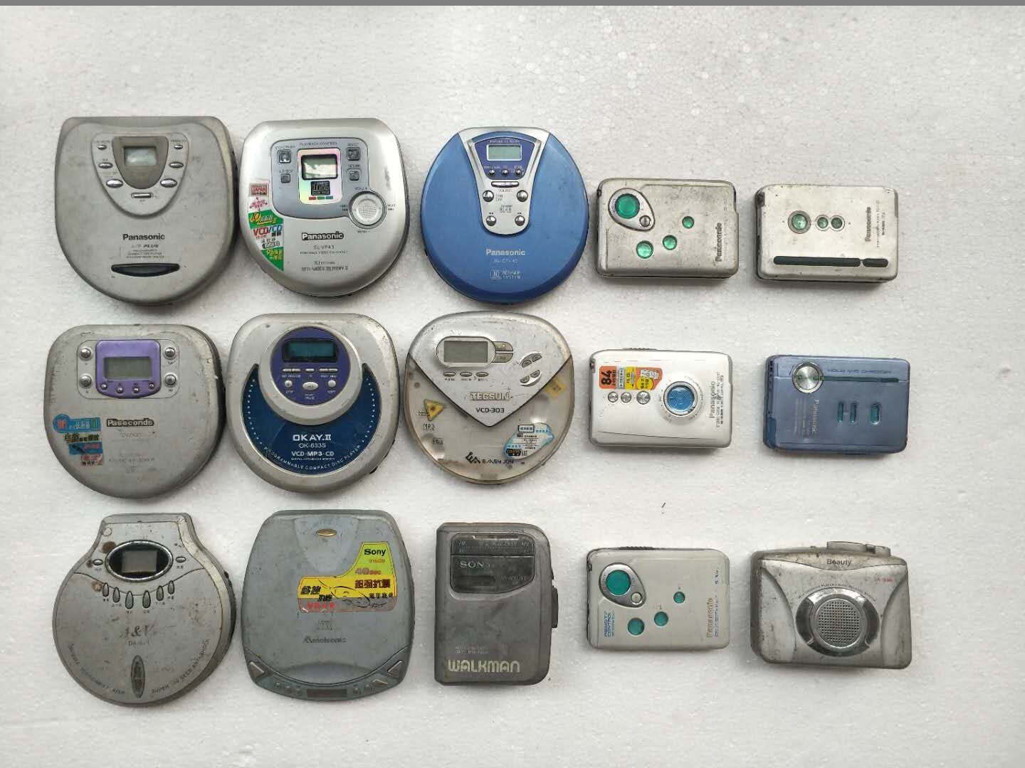 90年代cd随身听怀旧收藏影视道具摆件8090年代cd机随身听怀旧收藏影视