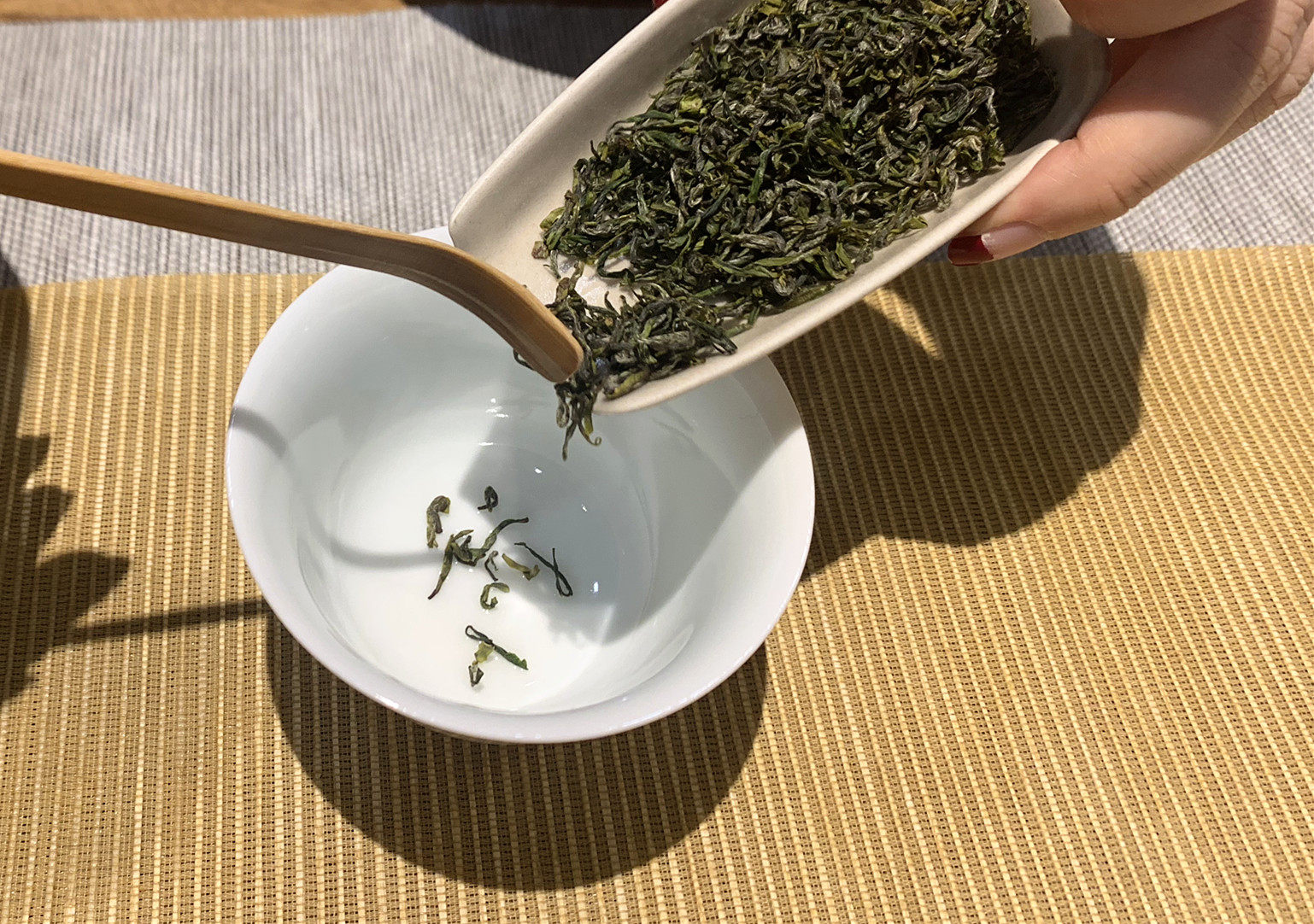 莫干黄芽2021新茶上市前头嫩芽100g散装黄茶高再加工茶