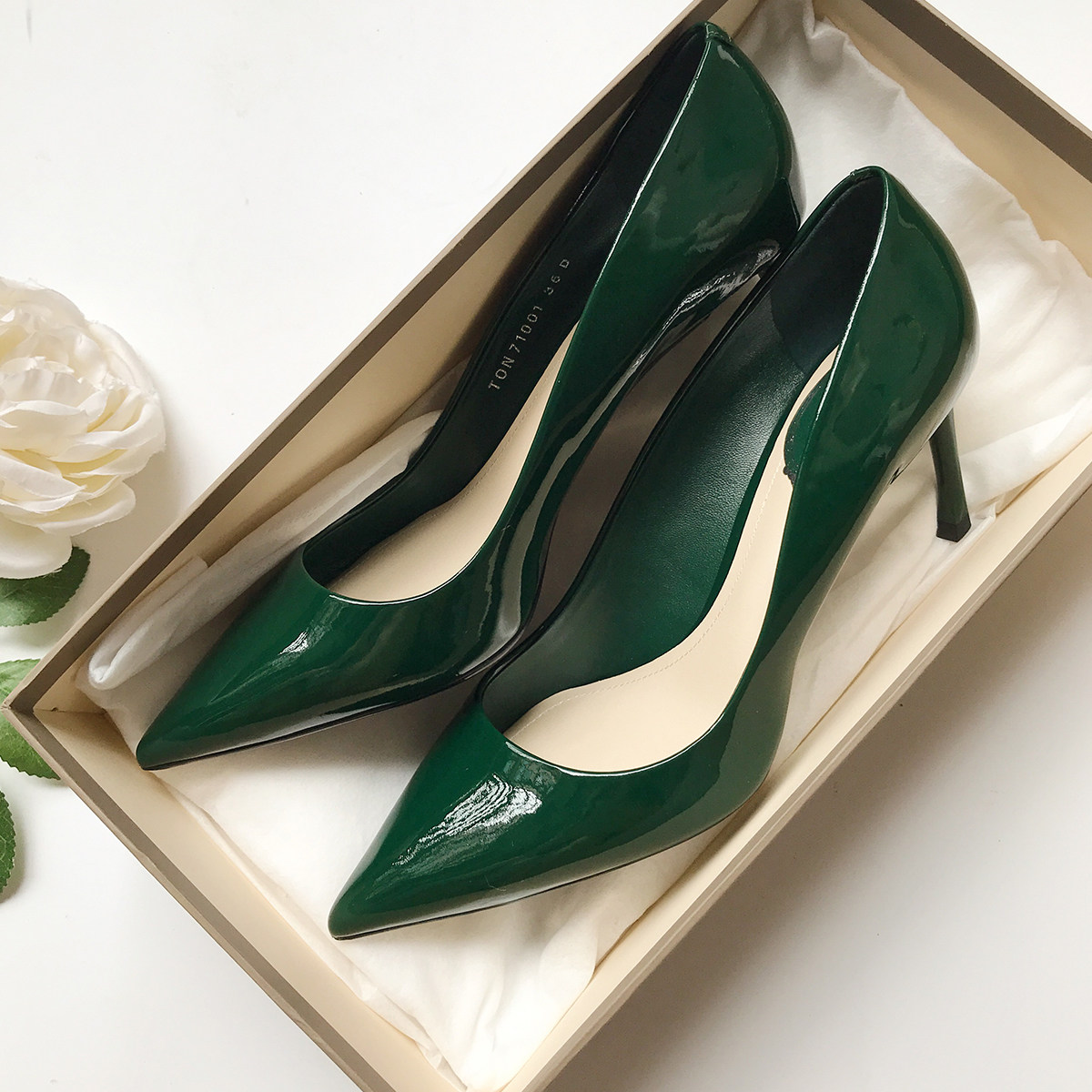 joy 爱上这一抹贵族绿!奢品~意大利镜面牛皮尖头单鞋女高跟鞋