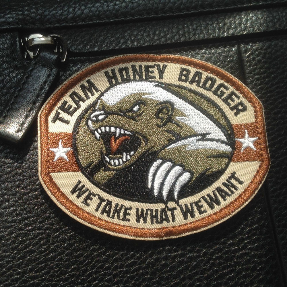 team honey badger蜜獾团队3d刺绣魔术贴军事臂章军迷徽章贴2色