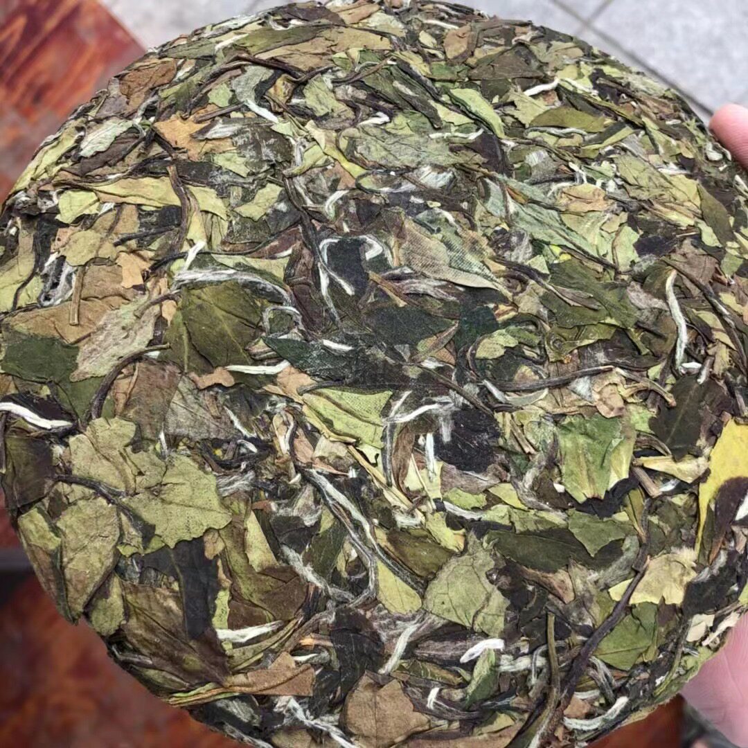 2021年新茶福鼎白茶春贡眉茶饼日晒高山福建太姥山贡眉