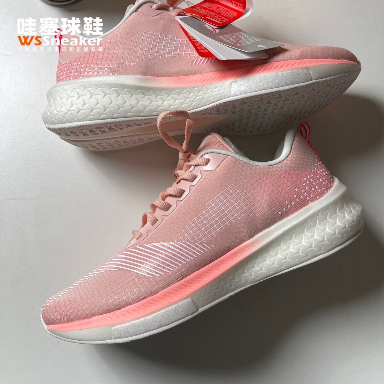 李宁赤兔5pro超轻竞速女款跑步1000米考试推荐跑步鞋