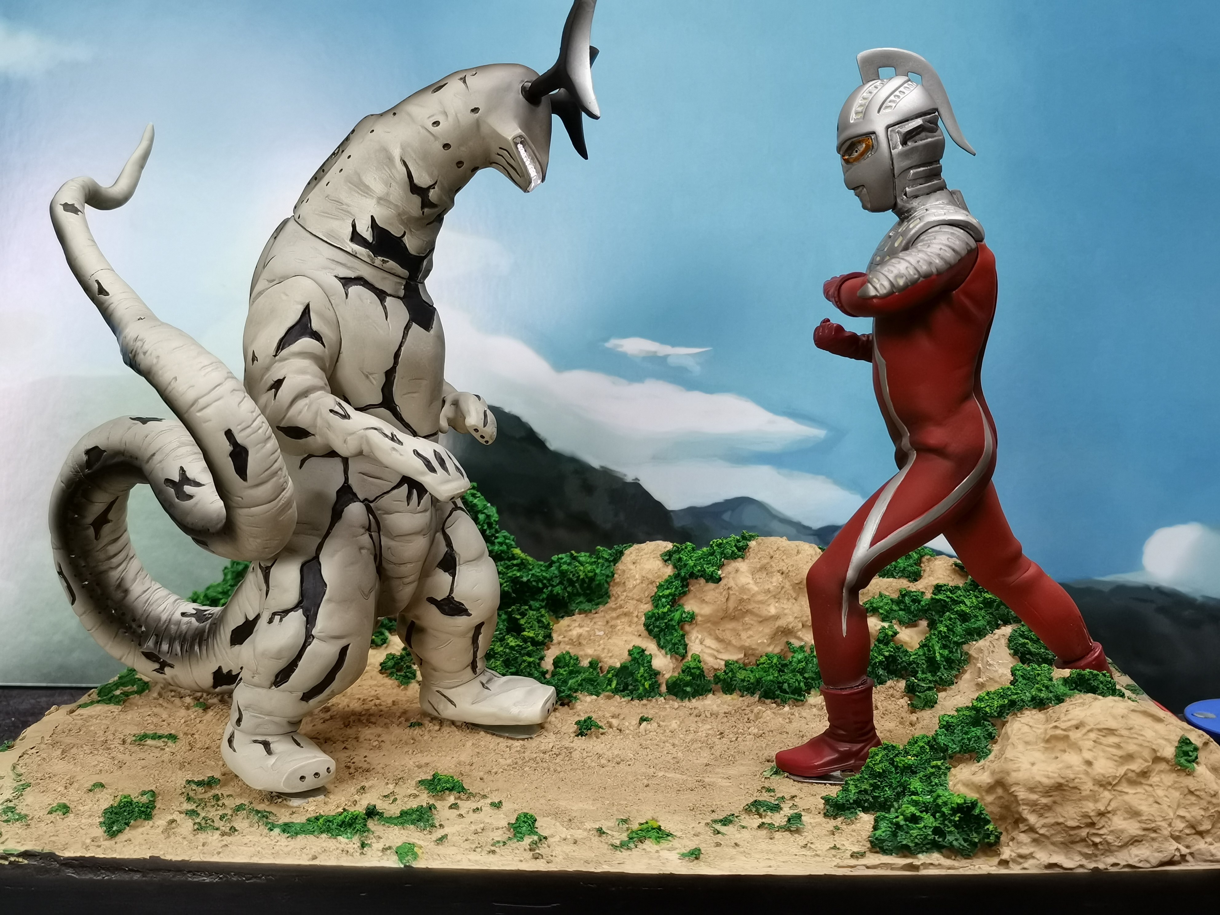 英雄正版shf怪兽ccp奥特曼发光还原手办