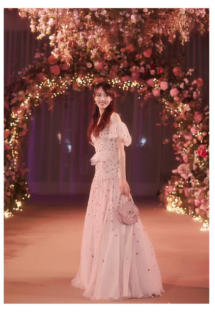 唐嫣明星同款粉色一字连衣裙宴会年会派对主持礼服