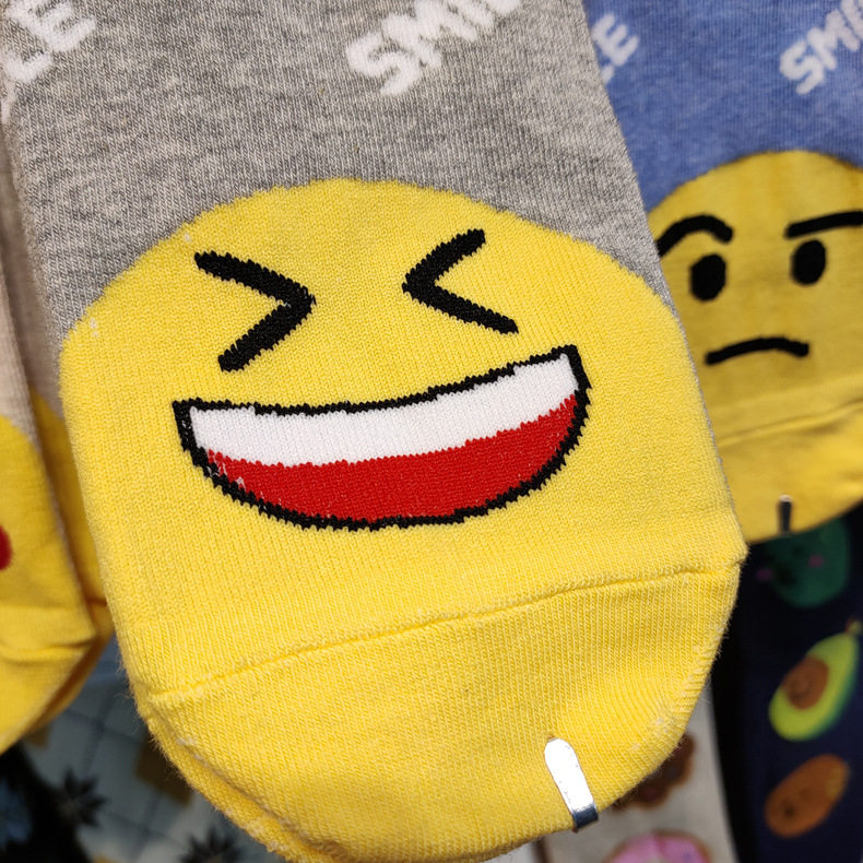 韩国袜子可爱笑脸表情包棉袜东大门甜美女生smile运动袜