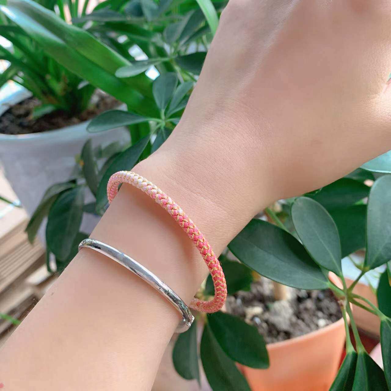 手工编织成品渐变粉色细圆龙鳞手绳锦鲤手环手链