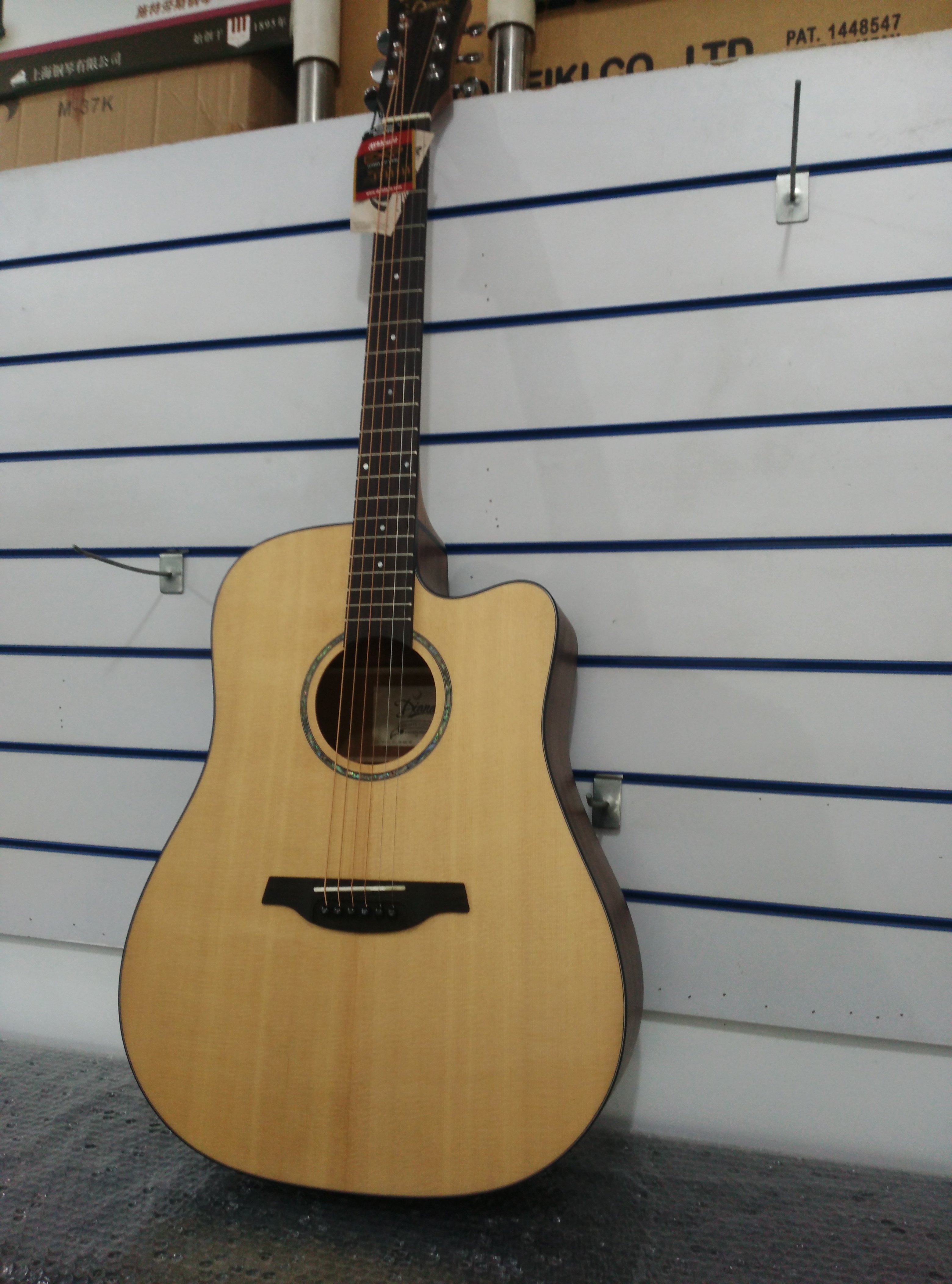 全国包邮特价diana云杉单板民谣吉他吉他民谣吉他