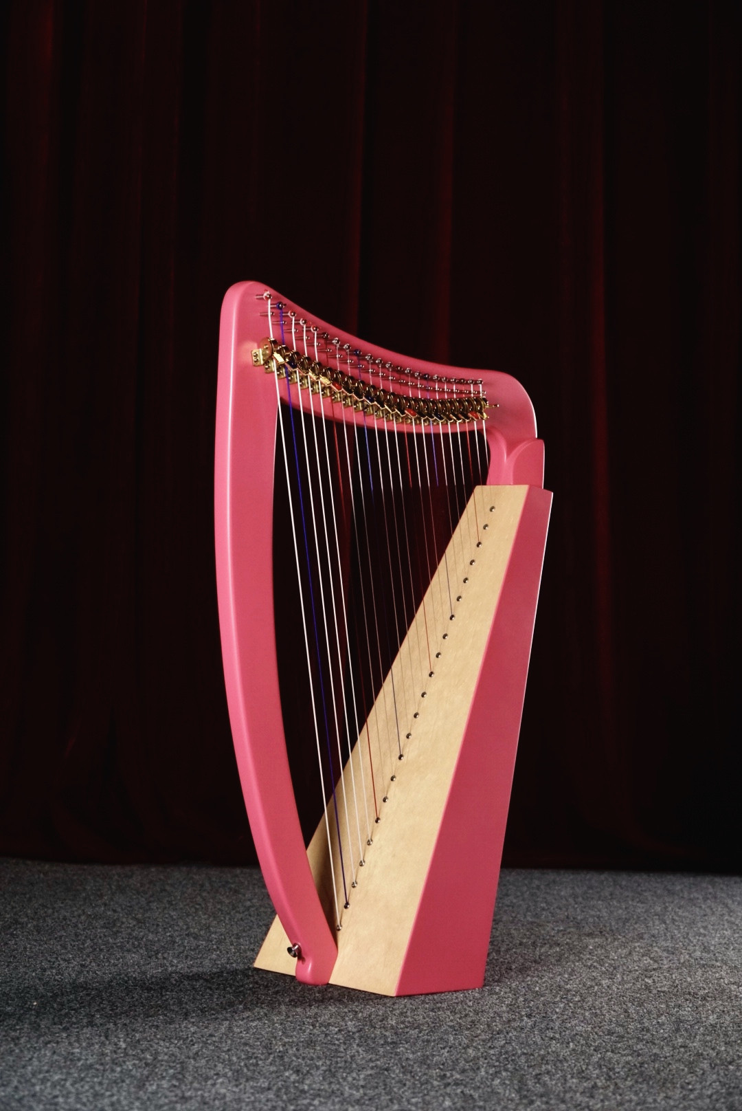 竖琴kristall台湾爱尔兰凯尔特扮键专业乐器便携式怀抱竖琴