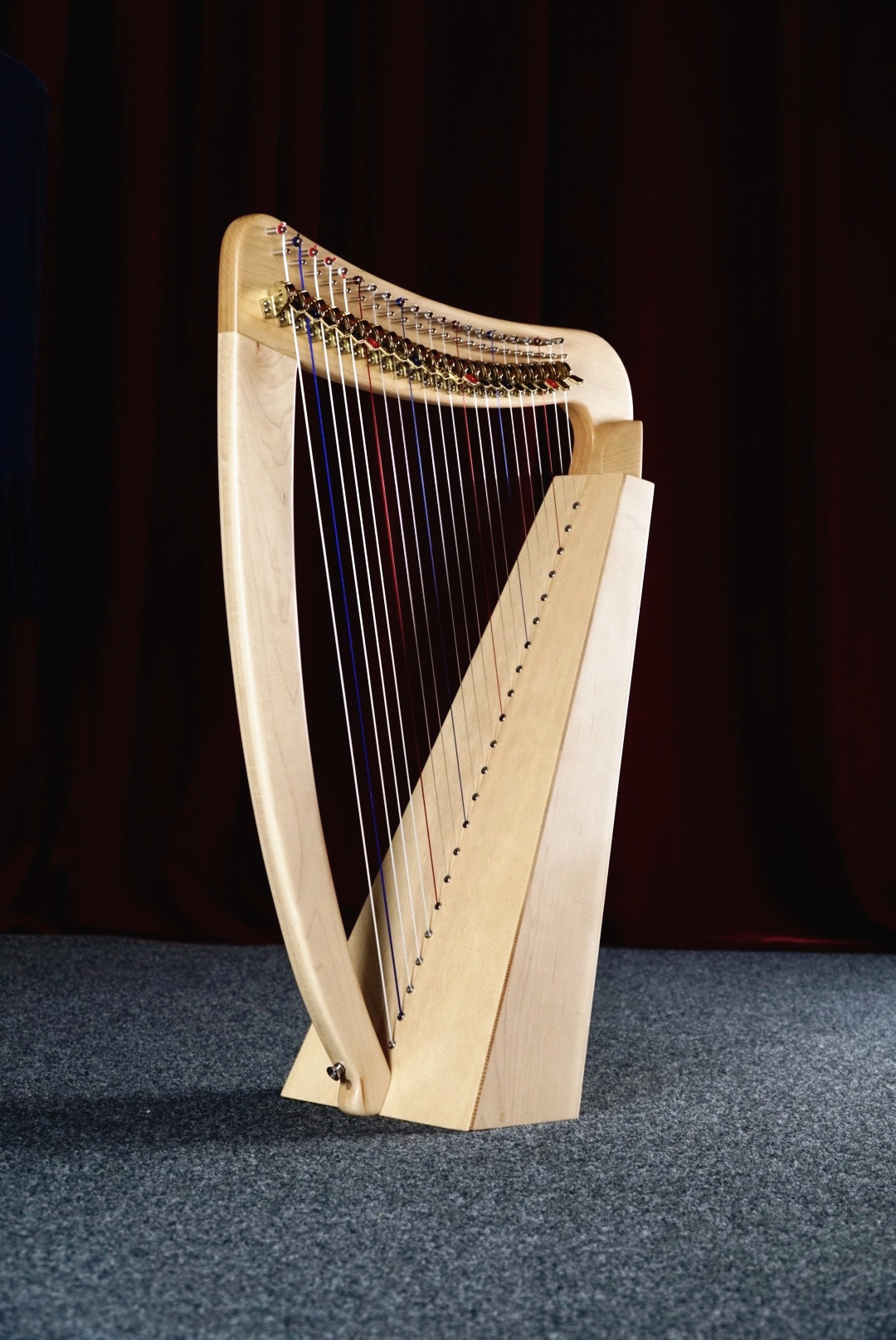 竖琴kristall台湾爱尔兰凯尔特扮键专业乐器便携式怀抱竖琴