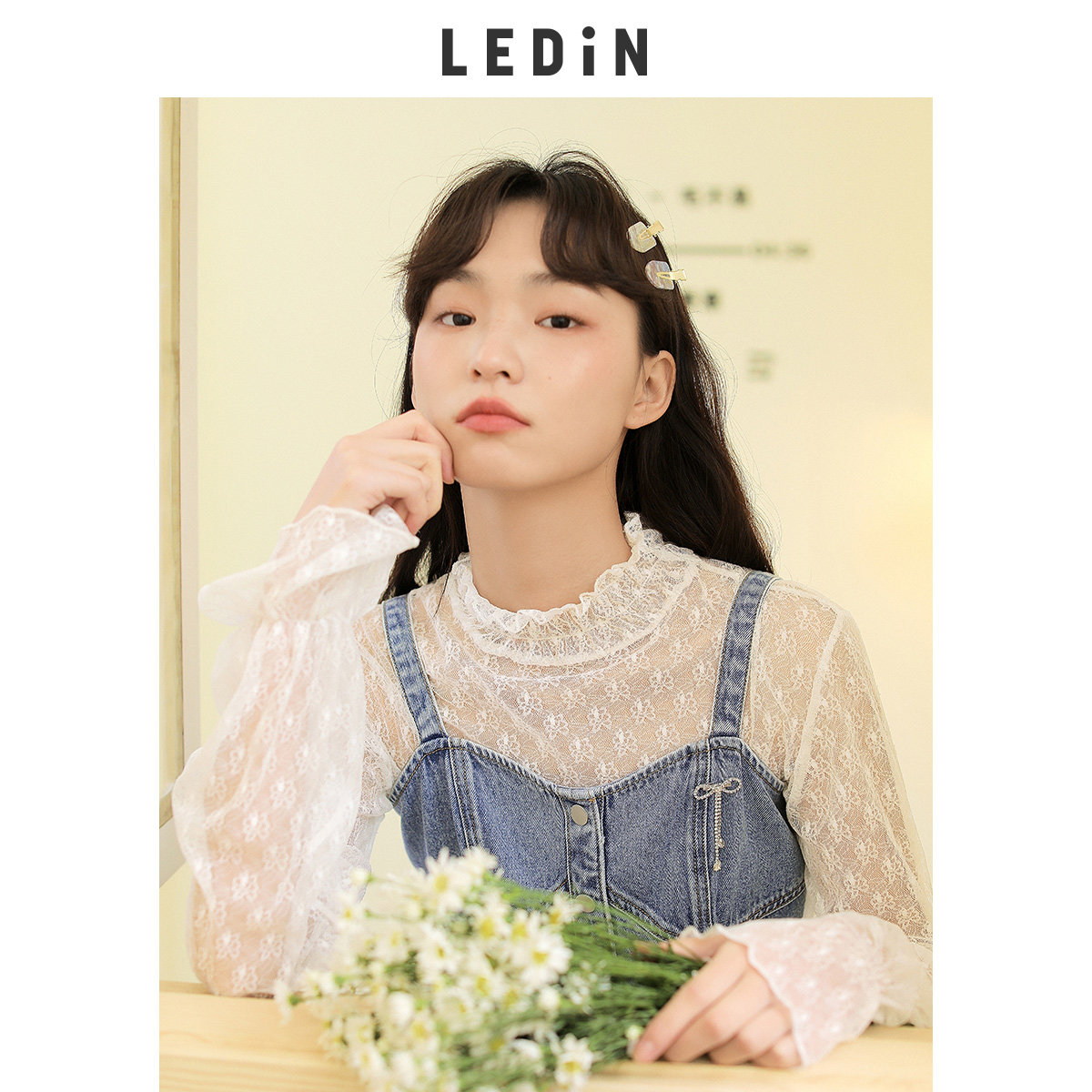 乐町优雅纽扣吊带2022春夏新款牛仔裙短款收腰连衣裙