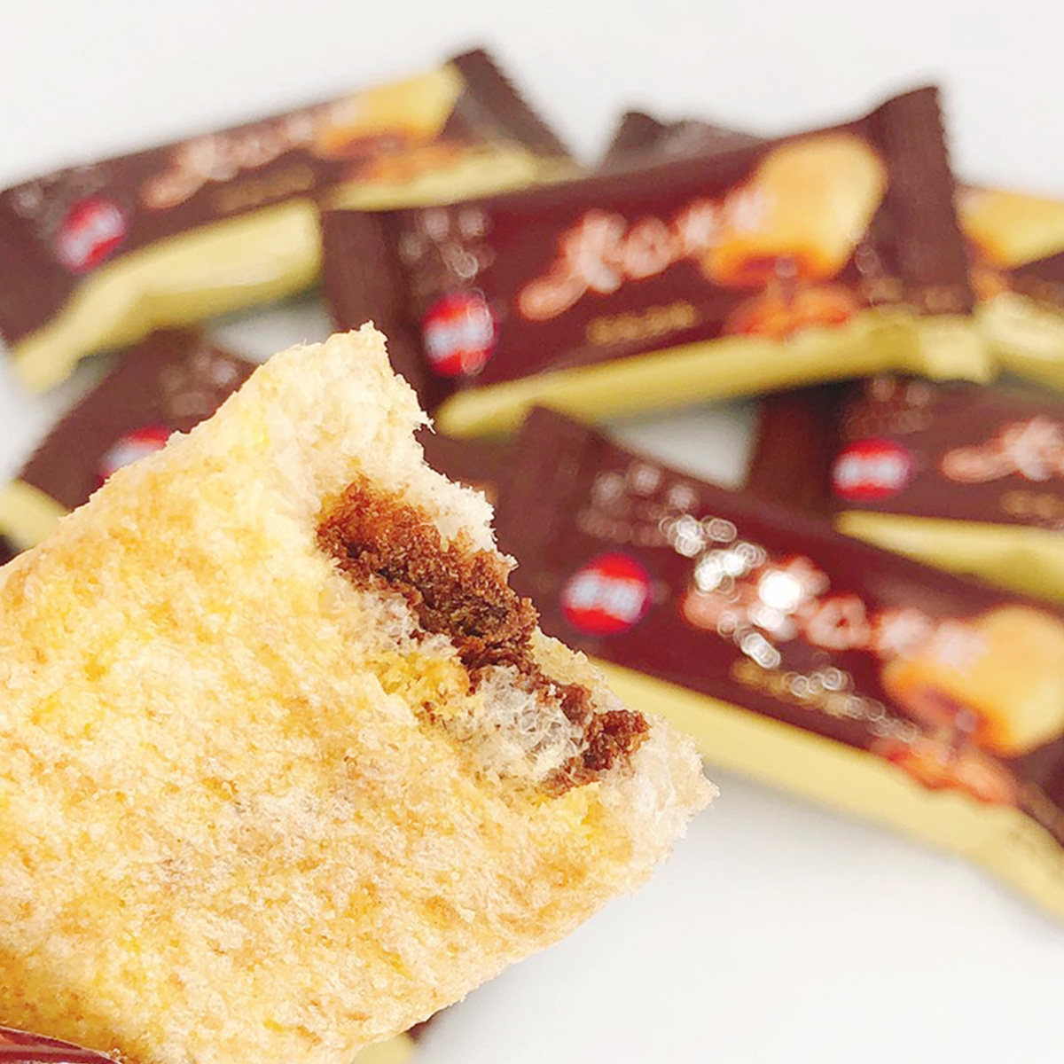 天津乖妞夹心米果50g10袋巧克力牛奶日式休闲膨化食品