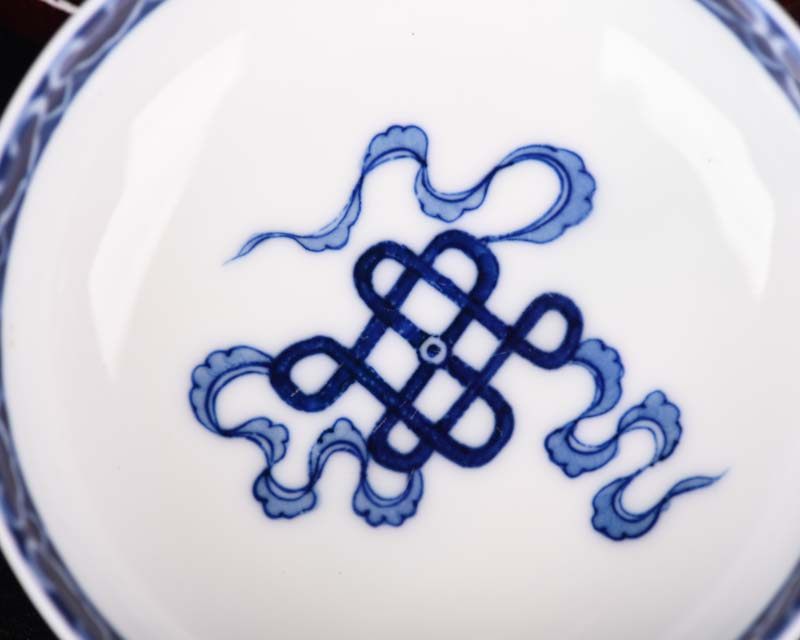 清康康熙青花缠枝花盘长纹酒杯茶杯其他特色工艺品