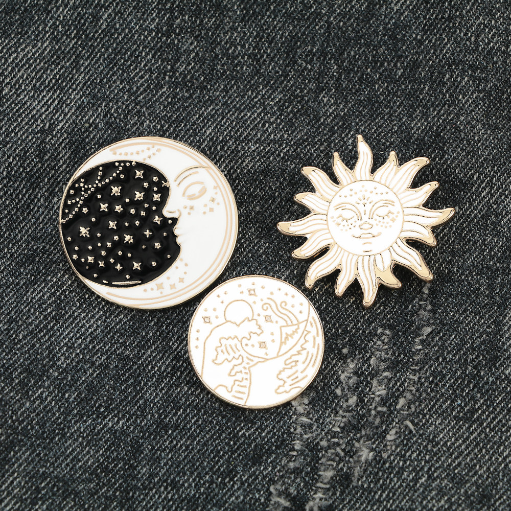 日月同辉卡通日韩原宿胸针黑白色系太阳月亮胸针